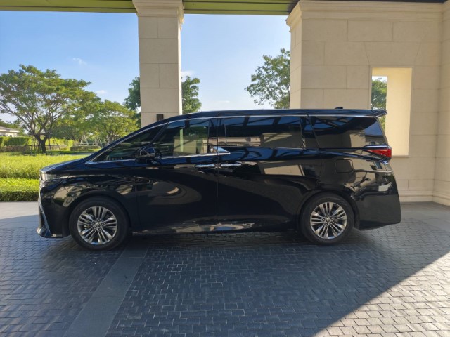 Bangkok Airport Transfer - THB 2,500-3,000